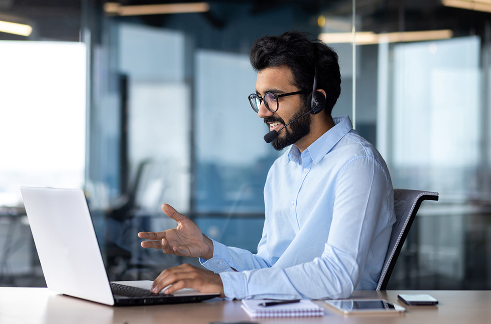 remote it support worker